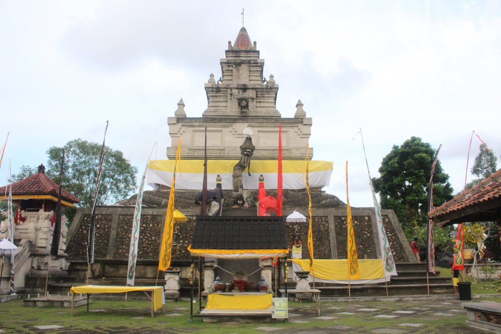 Pura Agung Amertha Bhuana